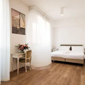 Resart Iacomus Hotell