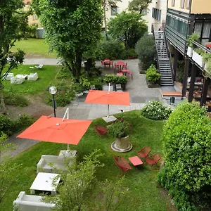 4* Otel Mercure Centro