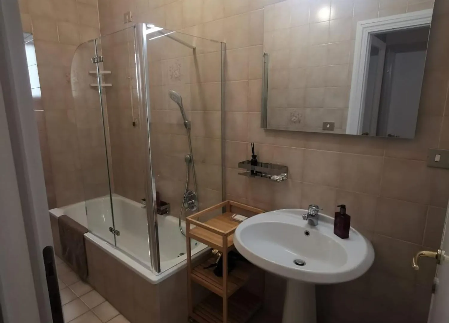 Le Due Torri Sotto Casa Bed & Breakfast Bologna 0*,