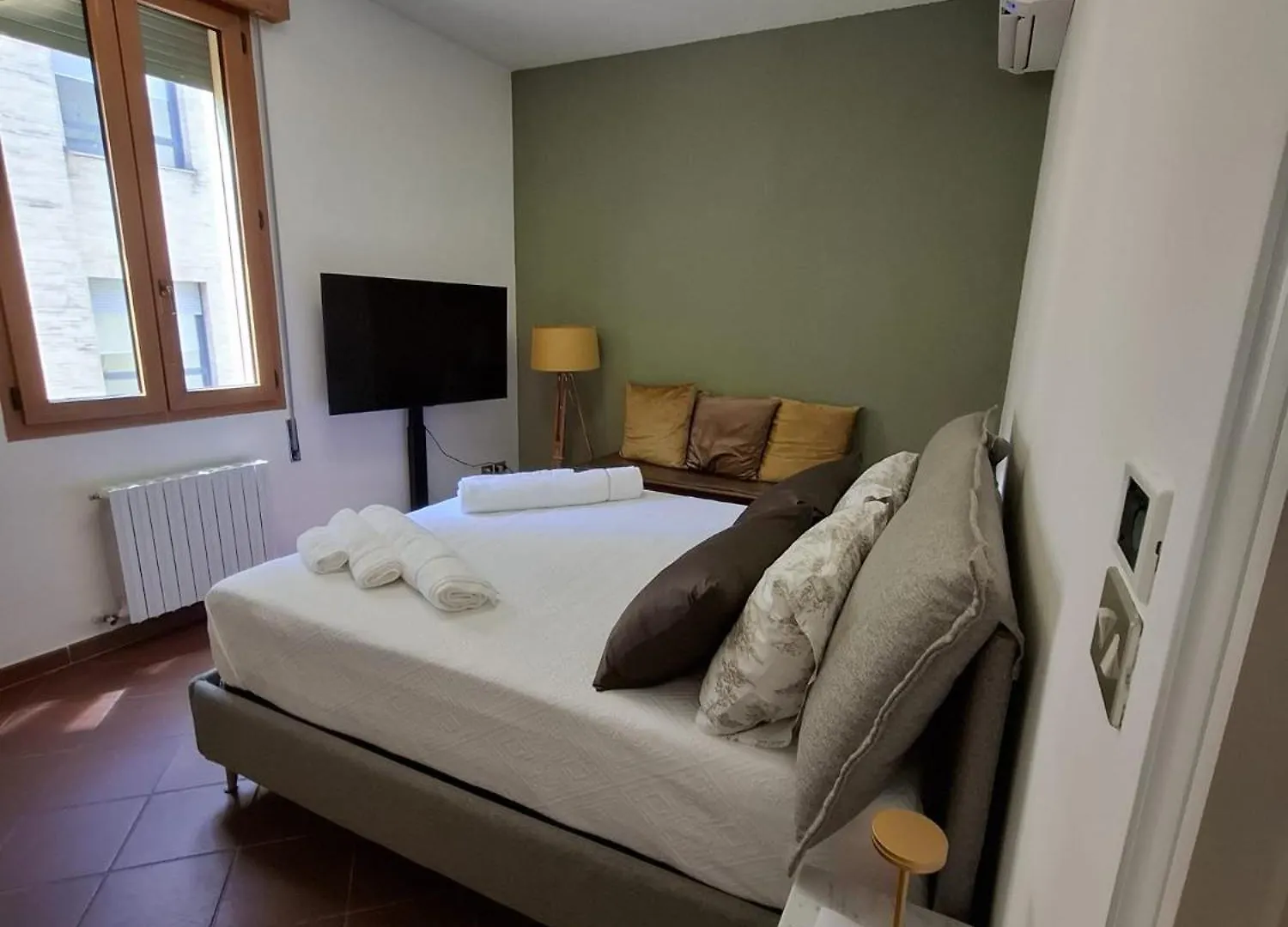 Le Due Torri Sotto Casa Bed & Breakfast Bologna